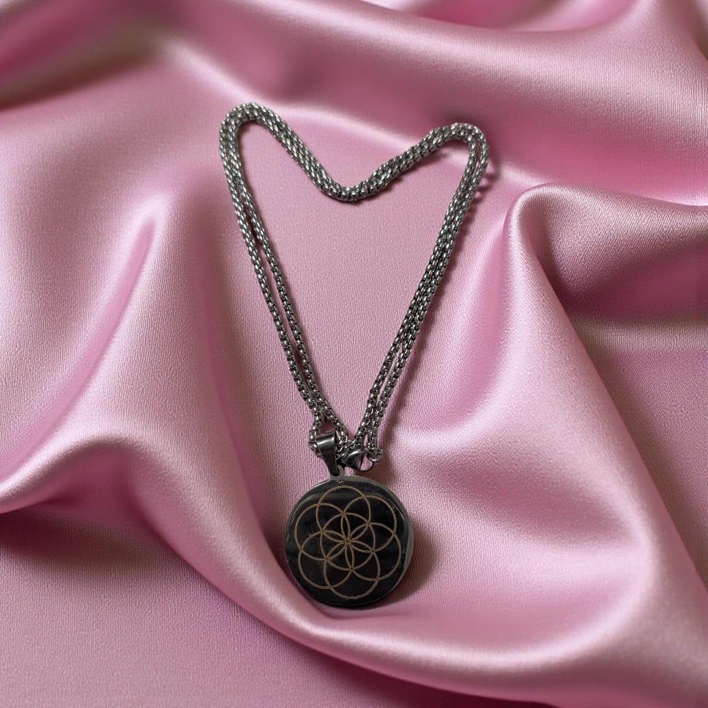 COLLANA " SEME DELLA VITA"